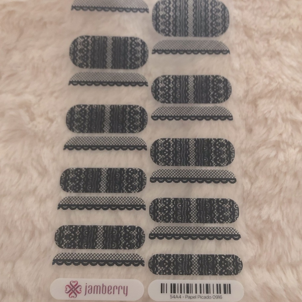 FULL SHEET-Jamberry 'Papel Picado' nail wrap